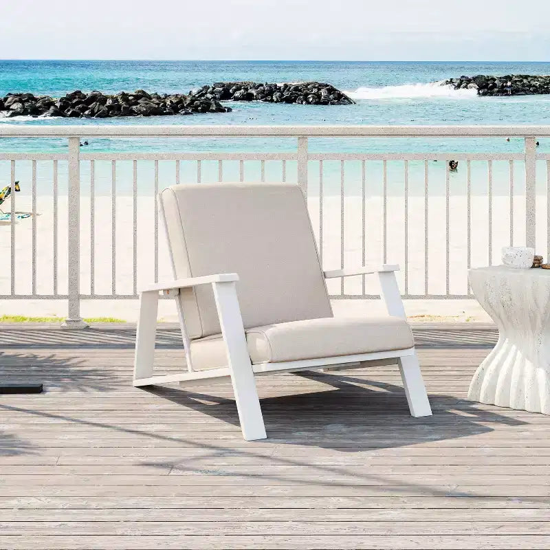 Outdoor Patio Lounge Chair with Cushion, Modern Garden Armchair with Solid Frame, Comfortable Deck Accent Chair for Patio Backyard Balcony
