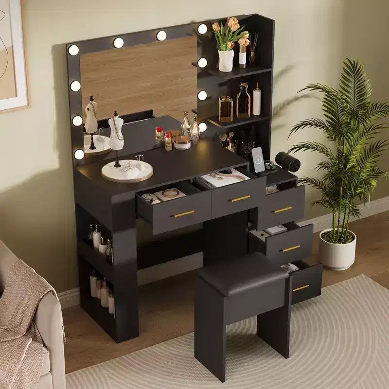 Bedroom dressing table