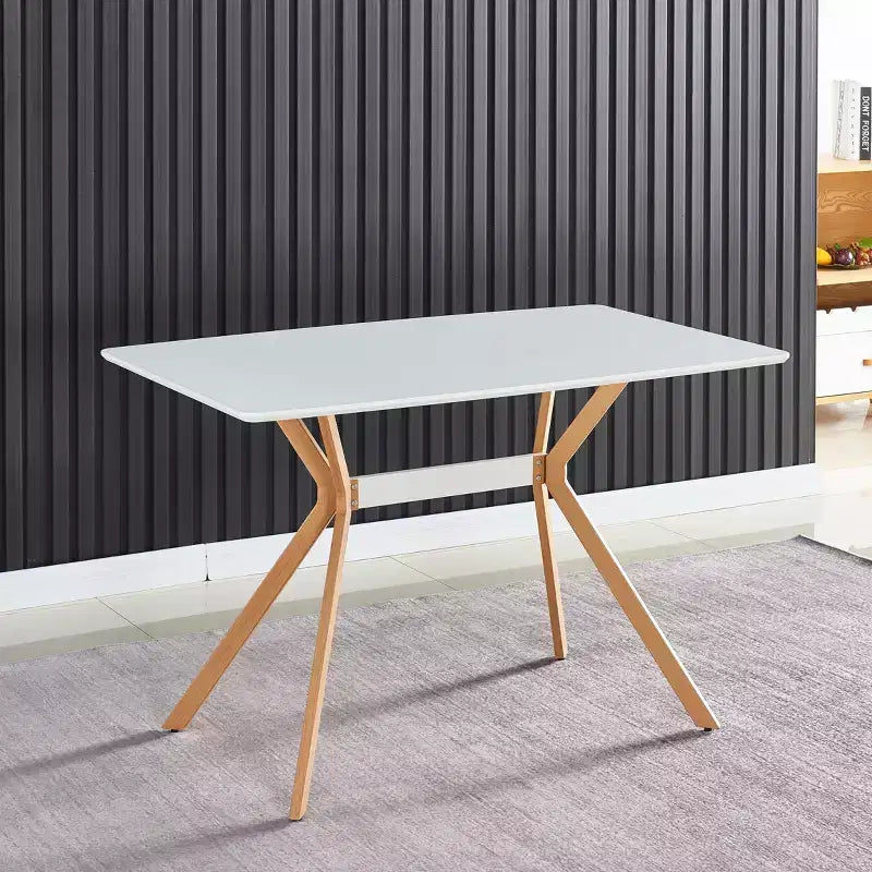 Modern Computer Desk with MDF Top and Metal Legs, Writing Study Table for Home Office, Contemporary Work Desk for Bedroom Study Room